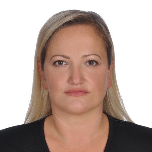 Selin Incedayi